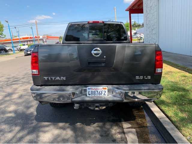 Nissan Titan Image 4